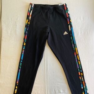 Share Adidas Women's Leggings / Yoga Pants Size Small Camo / Multicolor Stripes